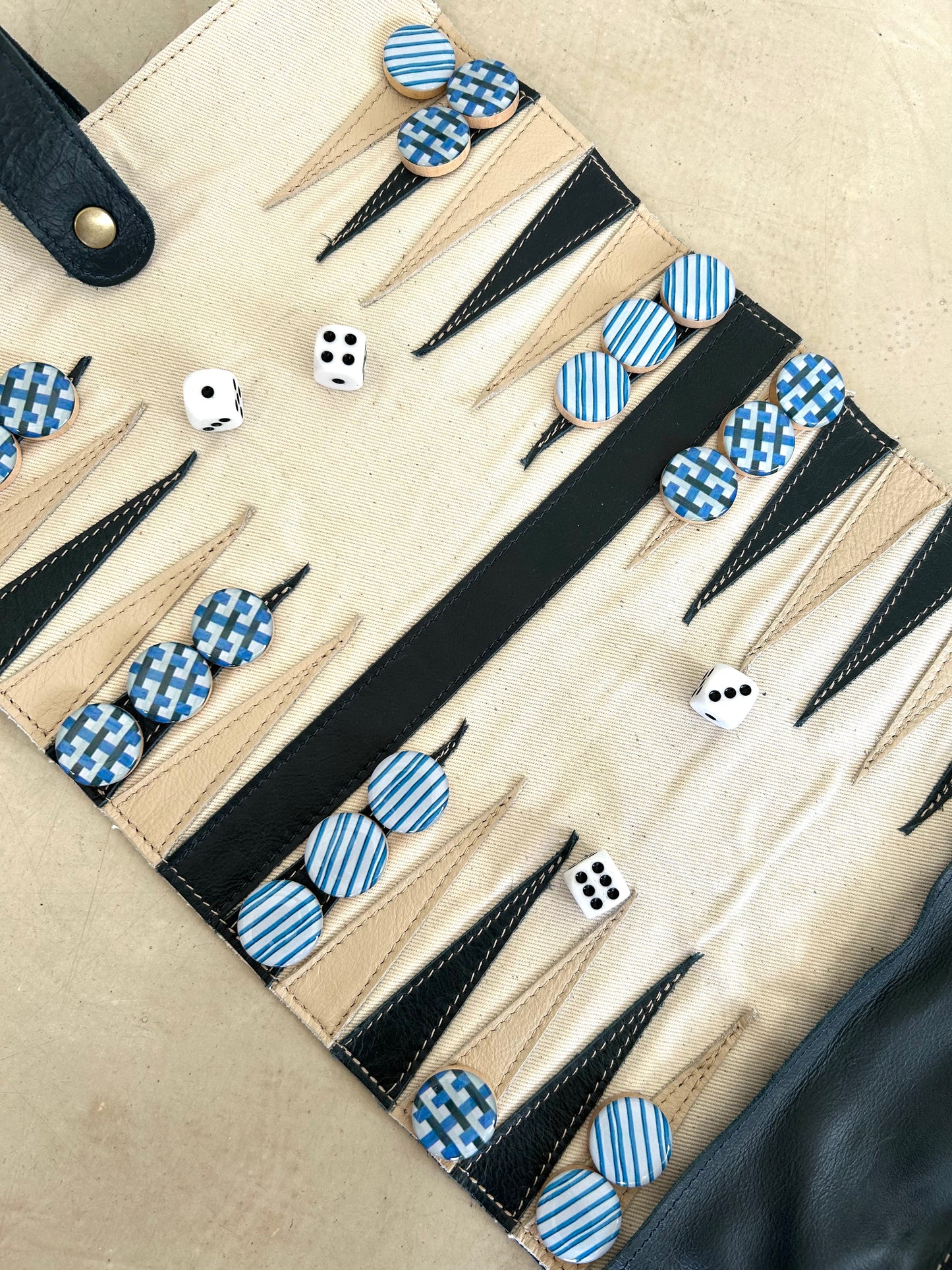 Travel Backgammon